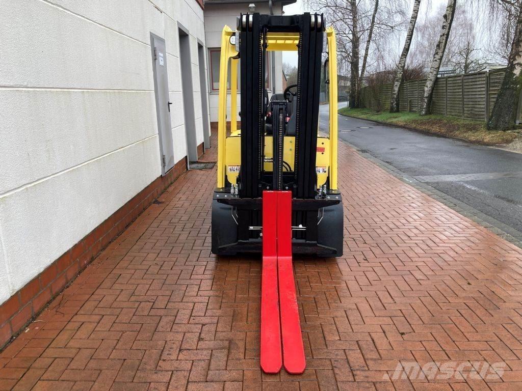 Hyster J 3.0 XN 전동 지게차