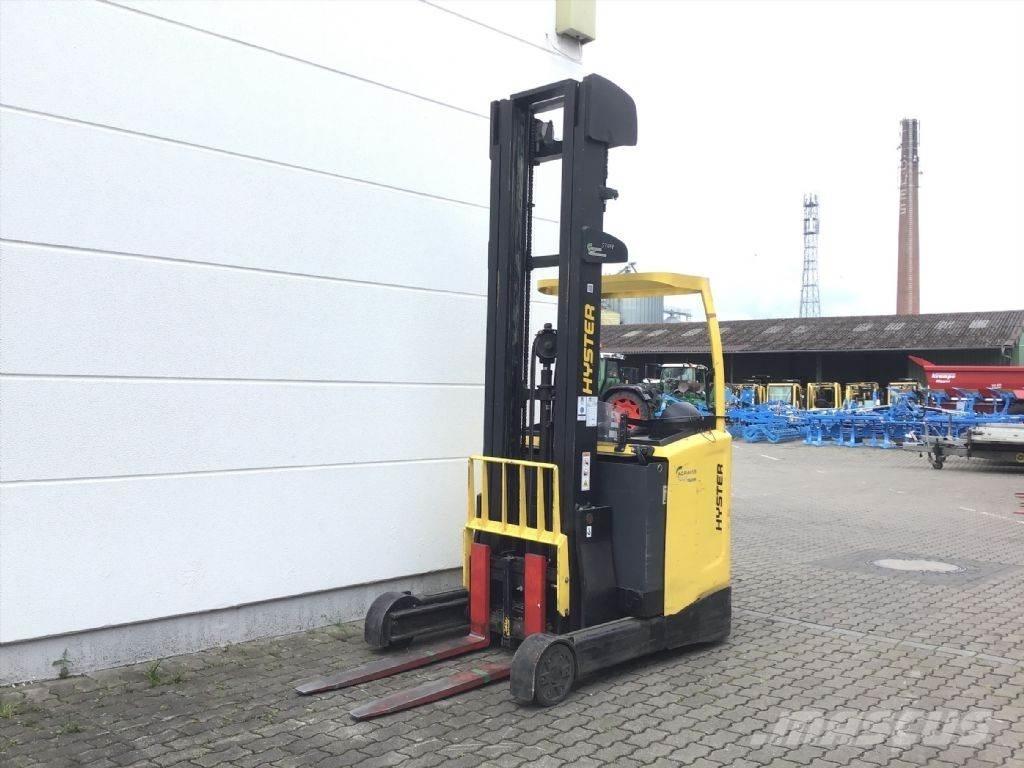 Hyster R 1.6 리치 트럭