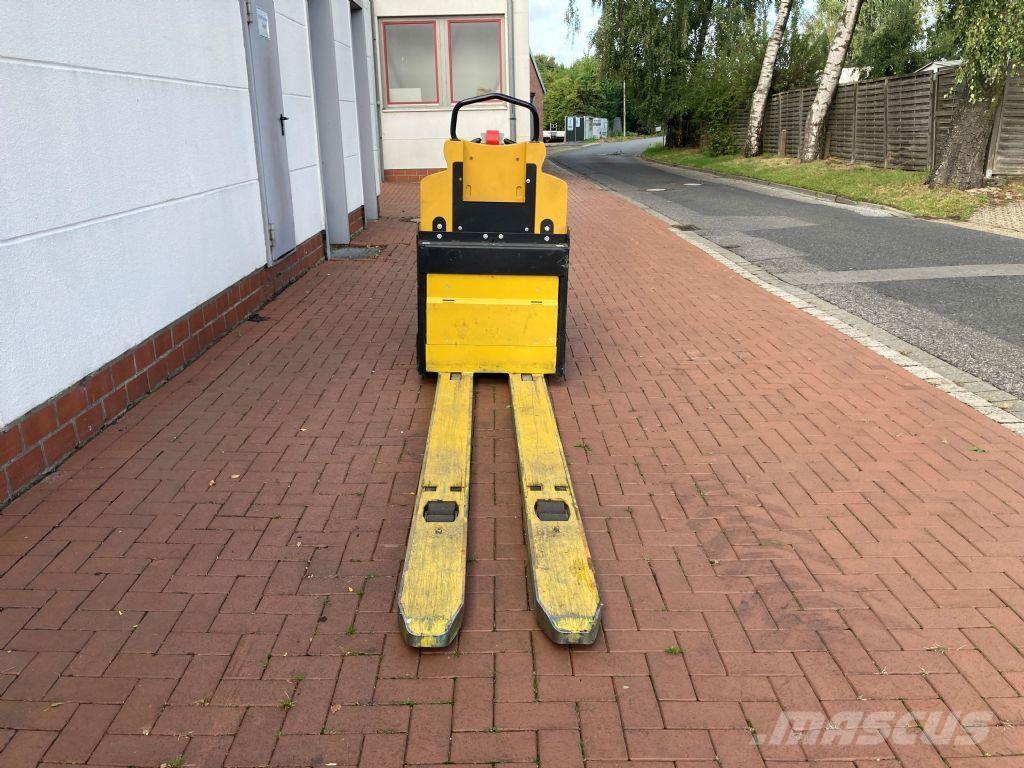 Yale MO 25 경량 반출 리프터