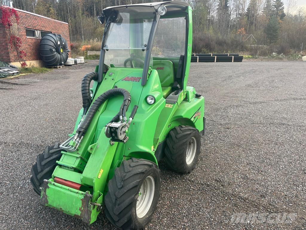 Avant 420 다목적 로더