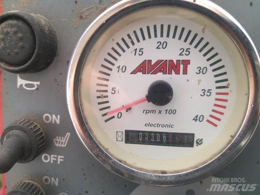 Avant 630 다목적 로더
