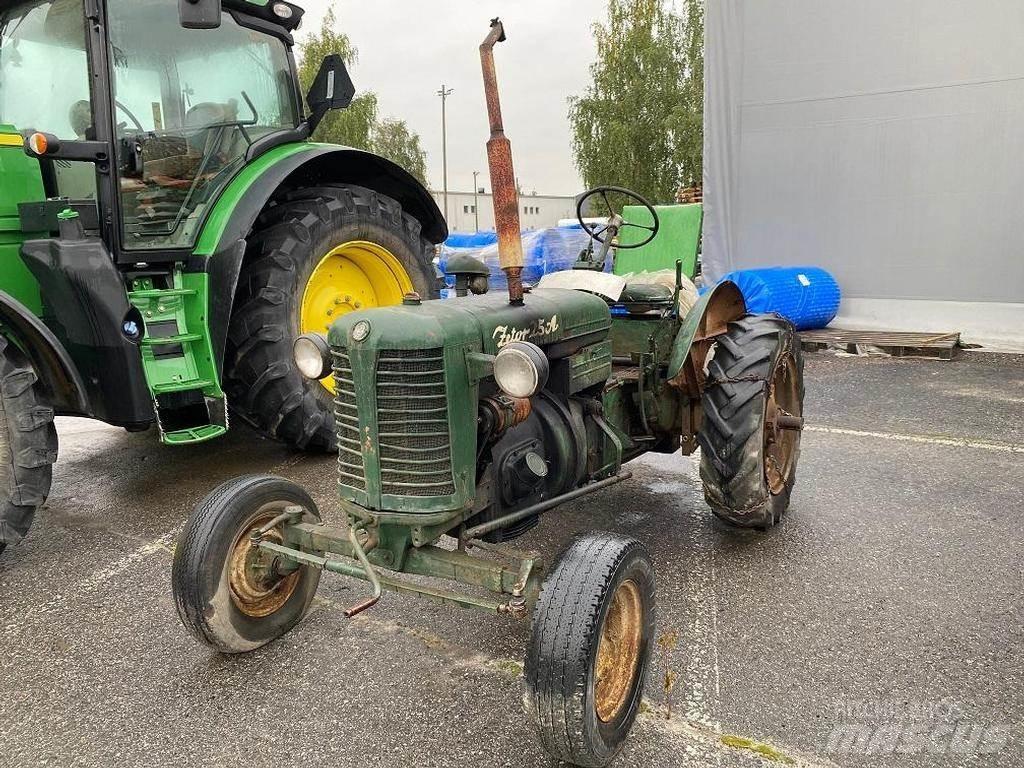 Zetor A25 트랙터