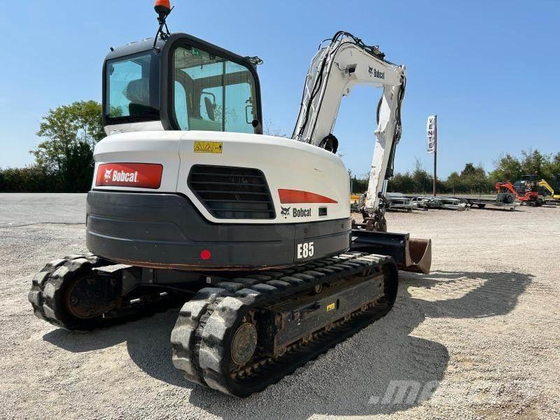 Bobcat E85 소형 굴삭기 7톤 미만
