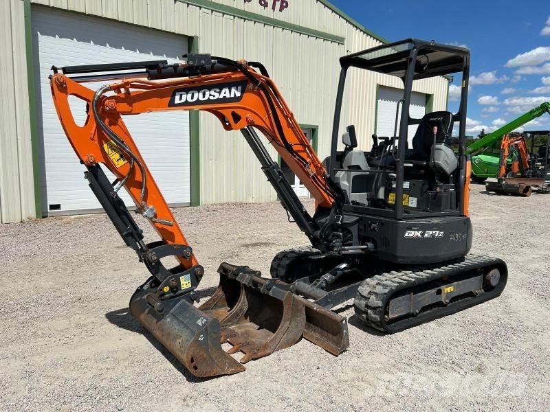 Doosan DX27Z 소형 굴삭기 7톤 미만