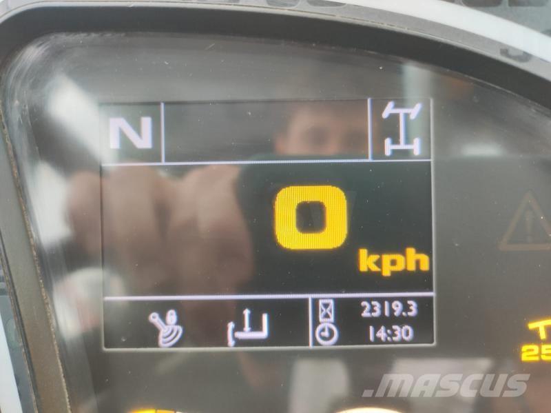 JCB 525-60 텔러 핸들러