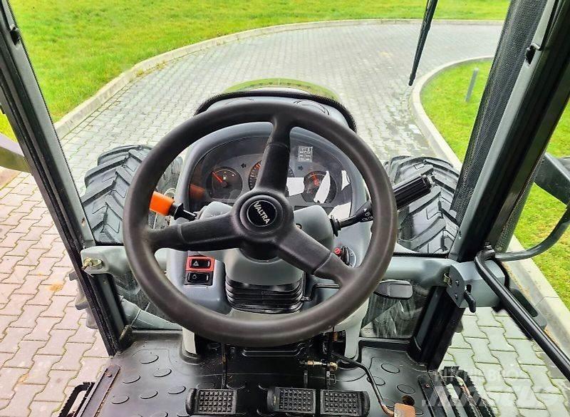 Valtra A93 트랙터