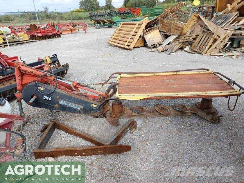  DM 5 트랙터