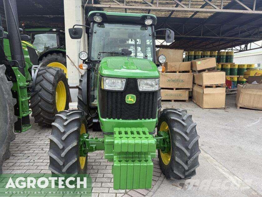 John Deere 5075 GF 트랙터