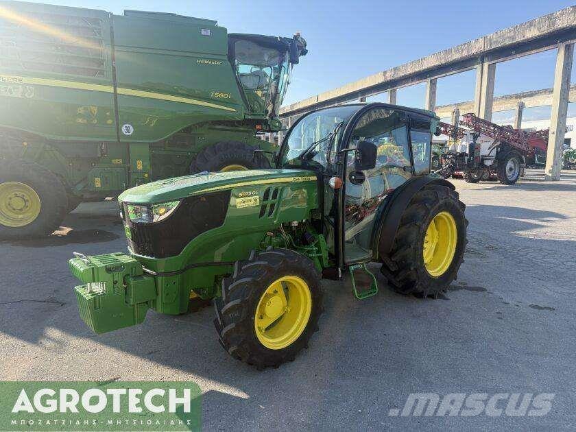 John Deere 5075 GL 트랙터