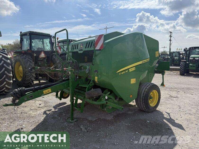 John Deere F441M 원형 곤포기