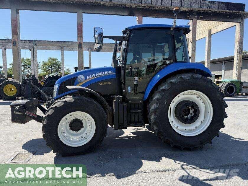 New Holland T5.85 트랙터