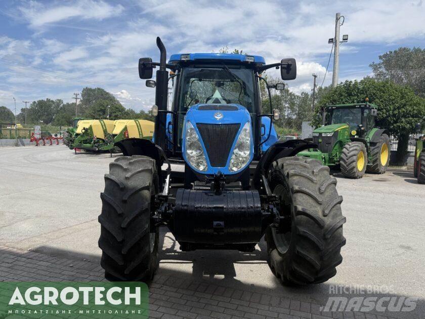 New Holland T7030 트랙터