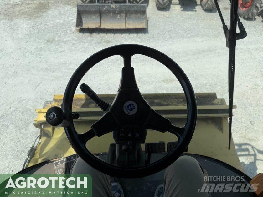 New Holland TX 68 트랙터