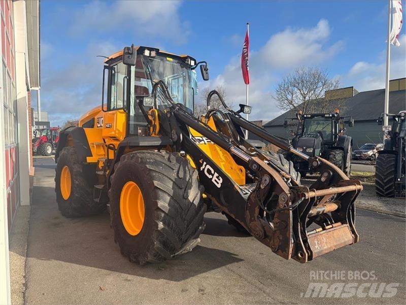 JCB 427 Agri  휠로우더