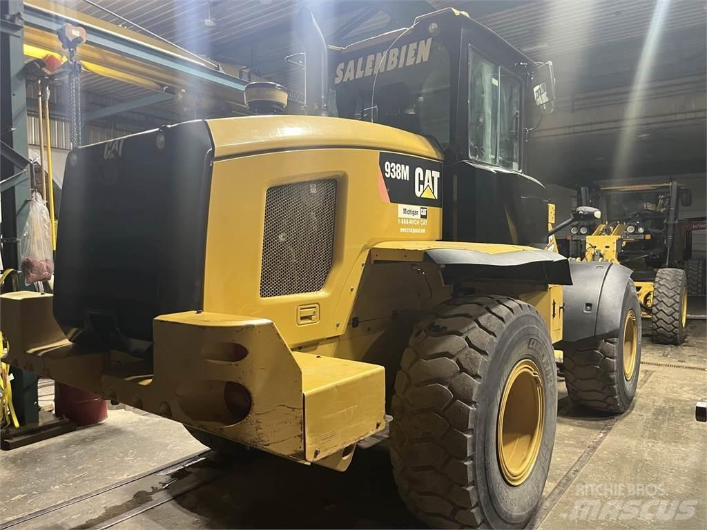 CAT 938M  휠로우더
