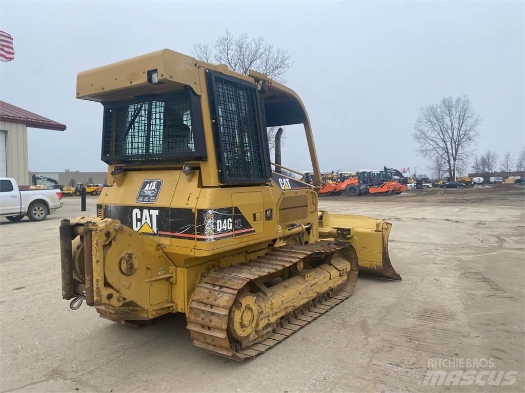 CAT D4G XL 크롤러 도저