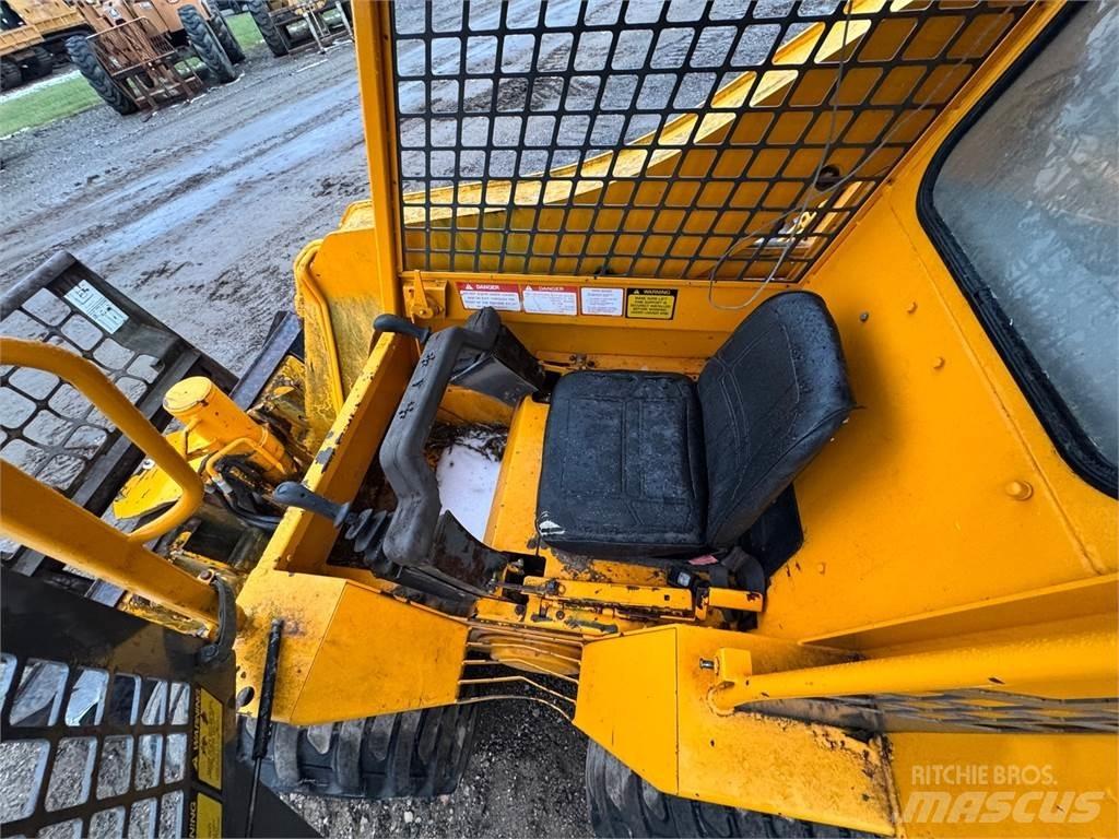 JCB 165  스키드로더
