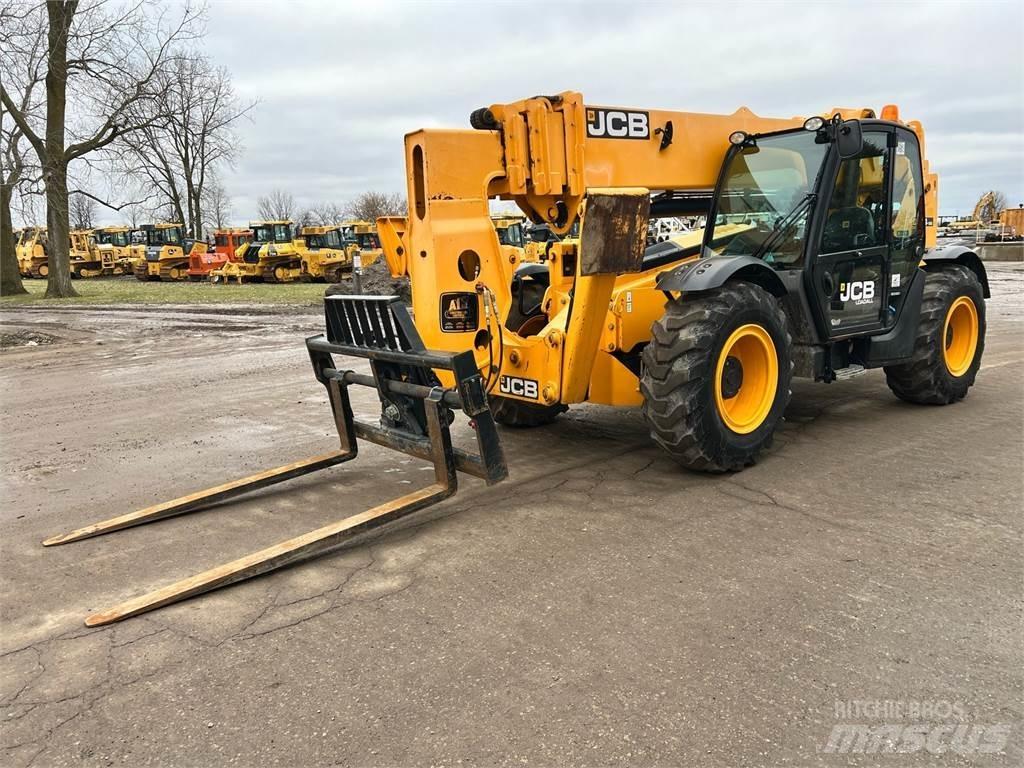 JCB 514-56 텔러 핸들러