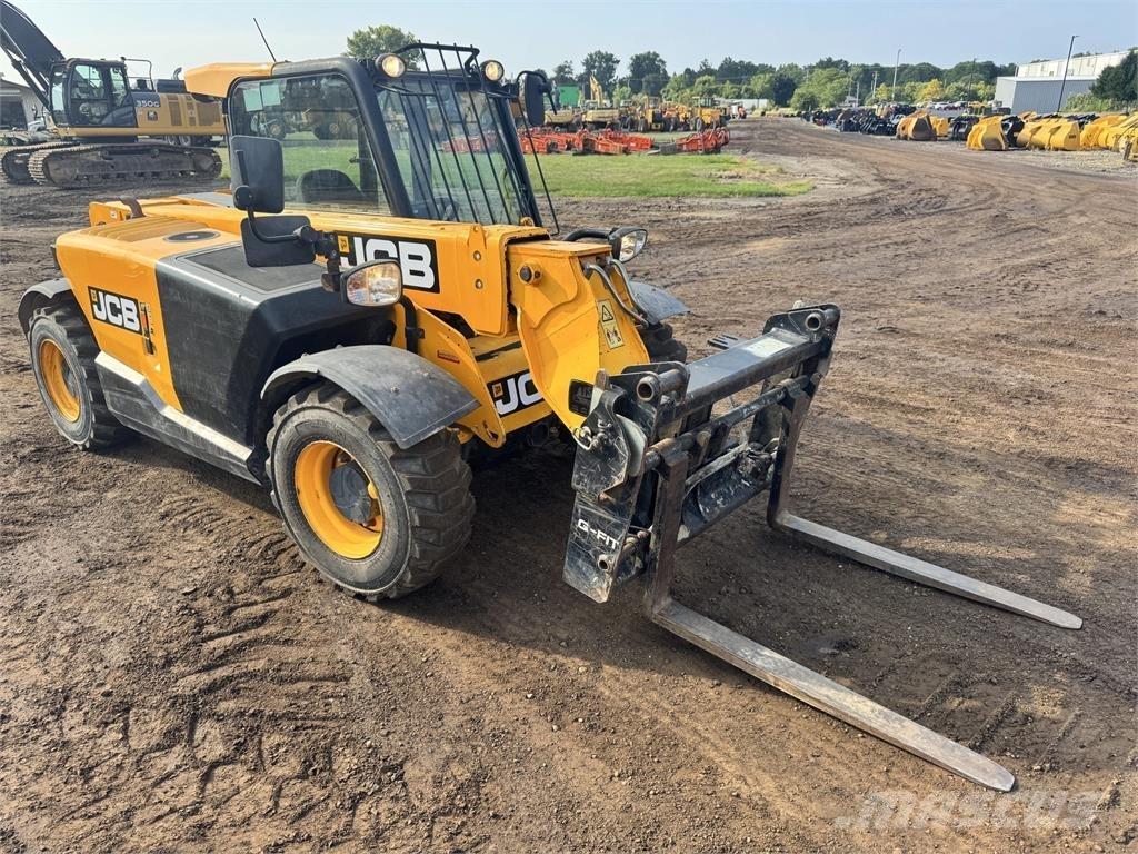 JCB 525-60 텔러 핸들러