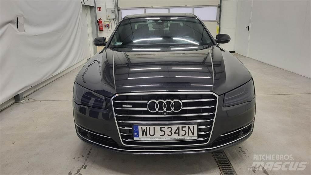 Audi A8 자동차