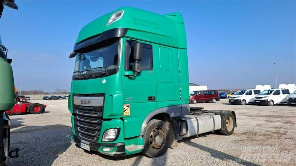 DAF XF 460 트랙터 유닛