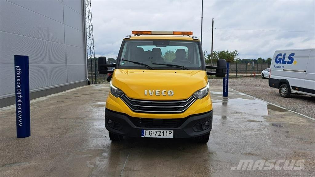 Iveco Daily 패널 화물차