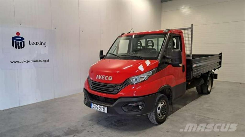 Iveco Daily 패널 화물차