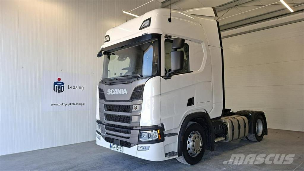 Scania R460 트랙터 유닛