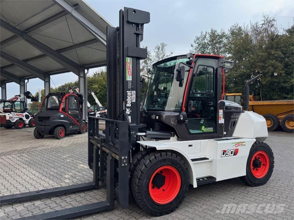 Bobcat D 90 S 9 디젤 지게차