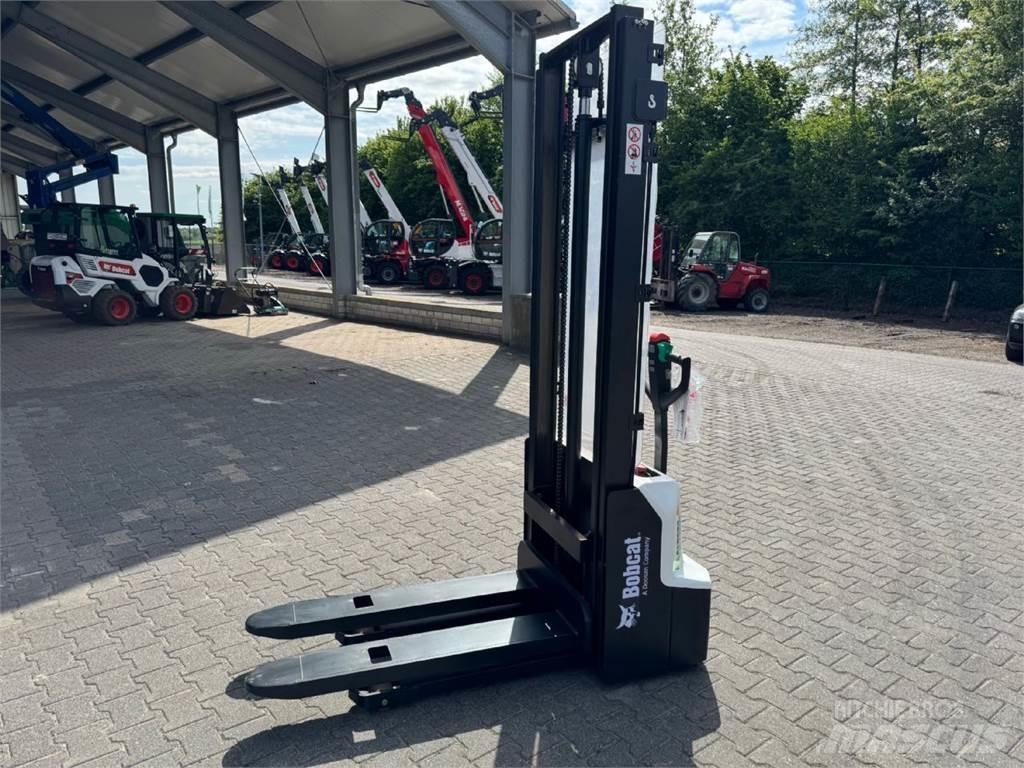 Bobcat LSM 12 N -7 포크리프트