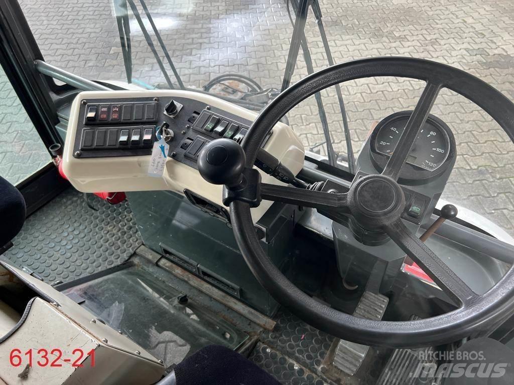 Ravo 540 도로 청소차