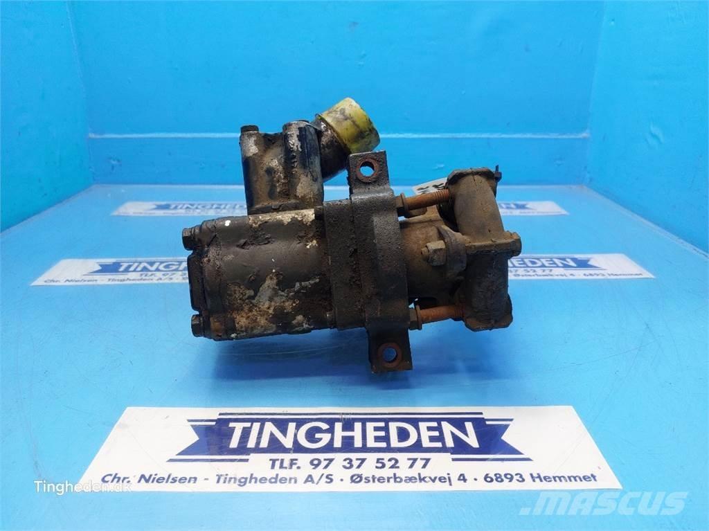 CASE 1394 유압식 기계