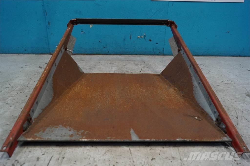 CASE 1620 모래(염화칼슘) 살포기