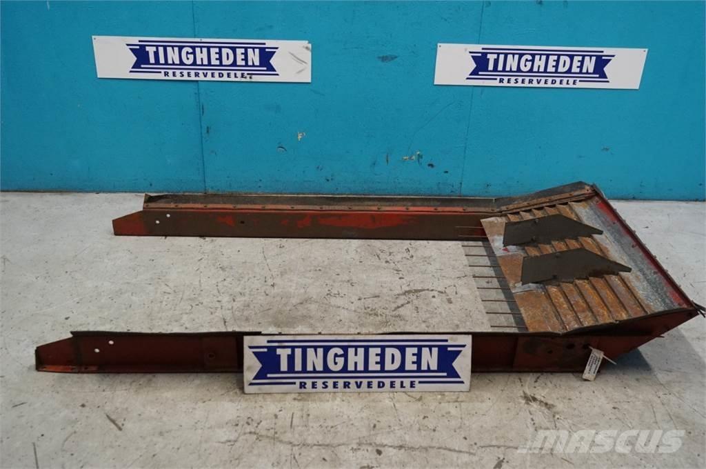 CASE 1620 모래(염화칼슘) 살포기