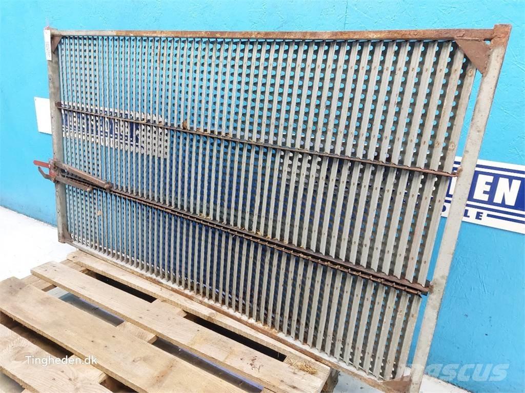 CASE 1620 모래(염화칼슘) 살포기