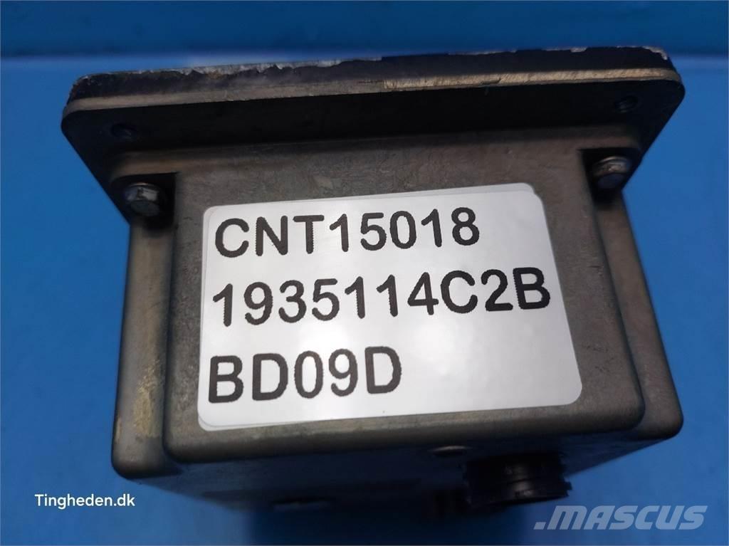 CASE 1640 일렉트로닉스