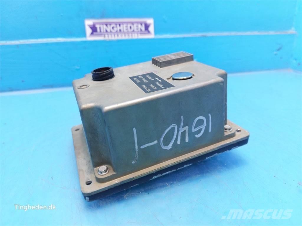 CASE 1640 일렉트로닉스