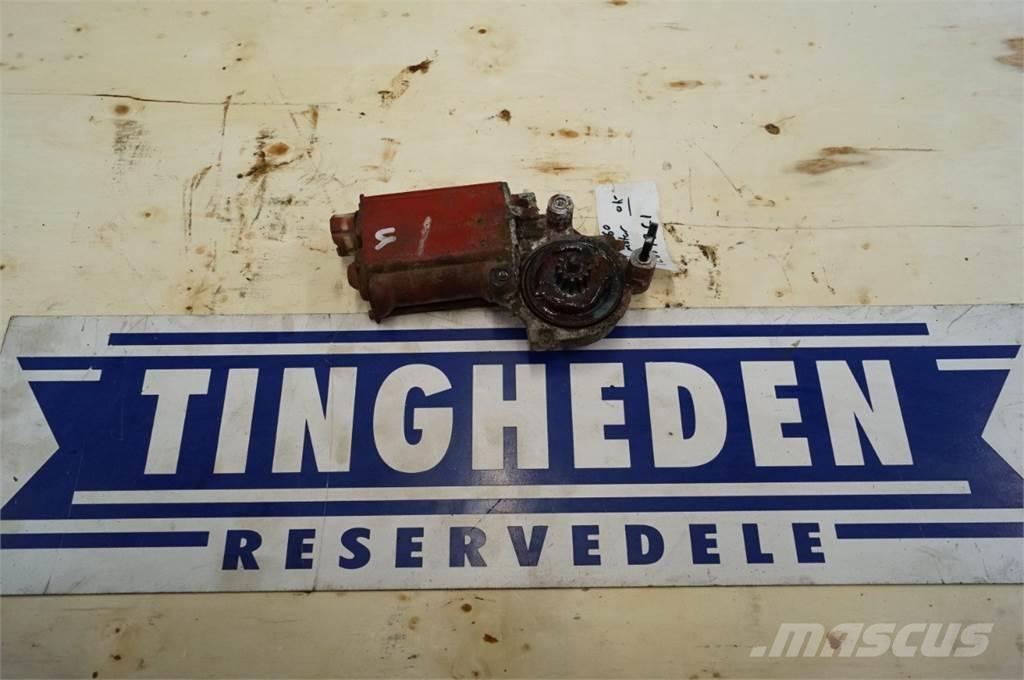 CASE 1660 일렉트로닉스