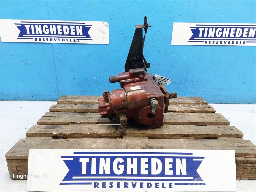 CASE 1660 유압식 기계