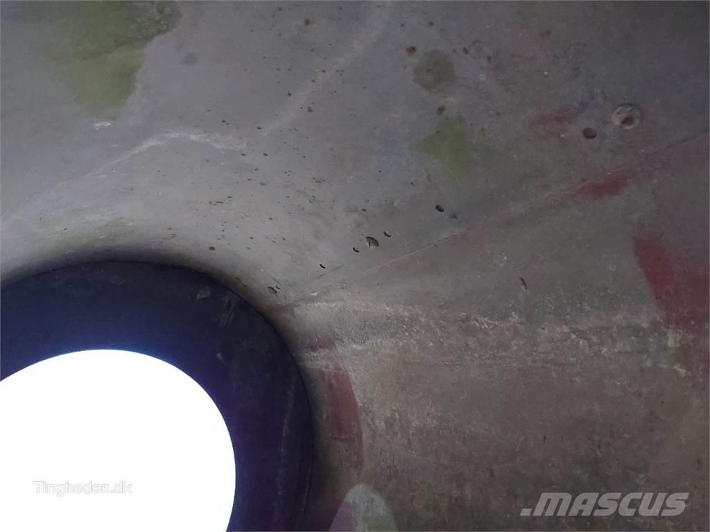 CASE 1660 모래(염화칼슘) 살포기