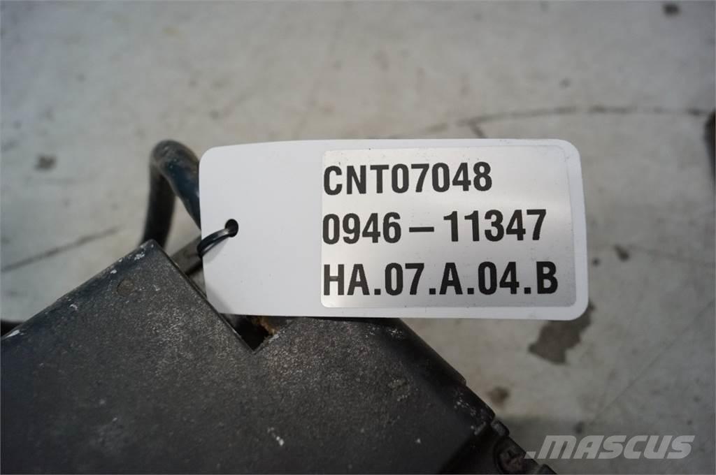 CASE 1680 일렉트로닉스