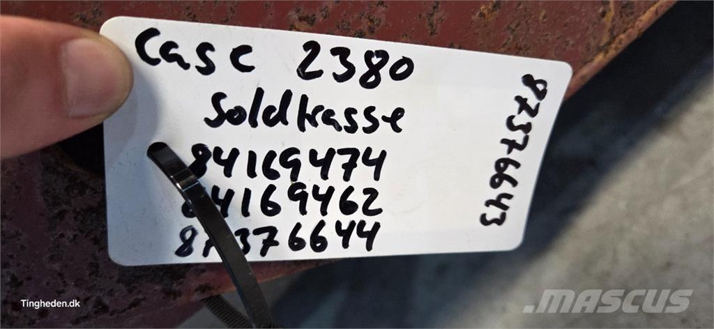 CASE 2380 모래(염화칼슘) 살포기