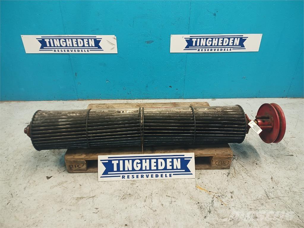 CASE 2388 모래(염화칼슘) 살포기