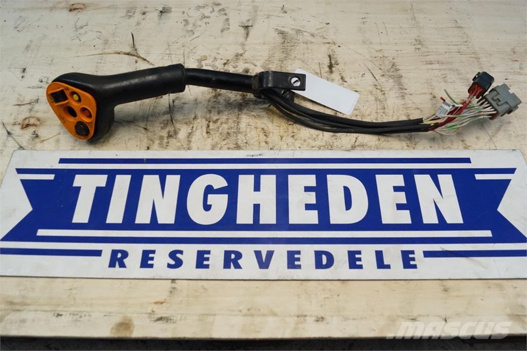 CASE 2388 일렉트로닉스