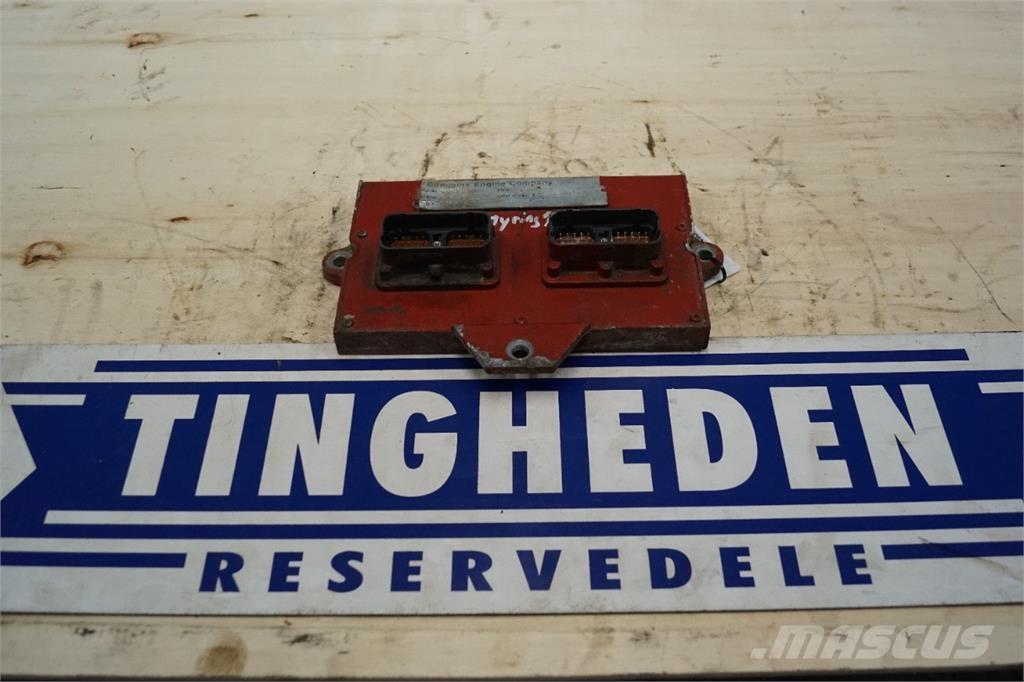 CASE 2388 일렉트로닉스