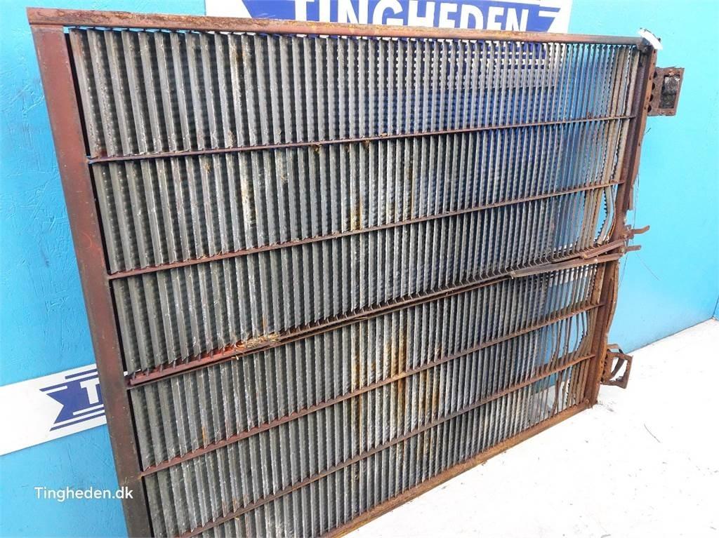 CASE 2388 모래(염화칼슘) 살포기