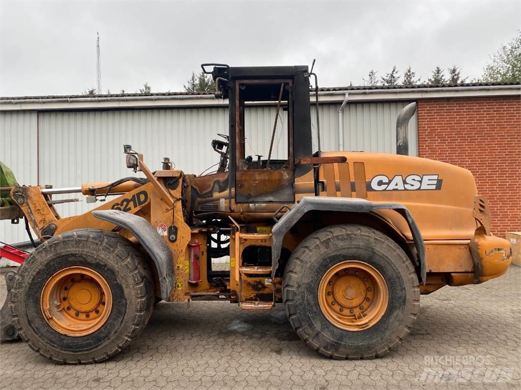 CASE 621D  휠로우더