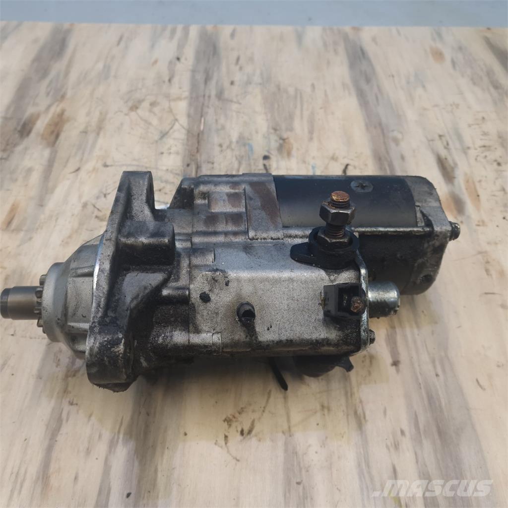 CASE 7130 일렉트로닉스