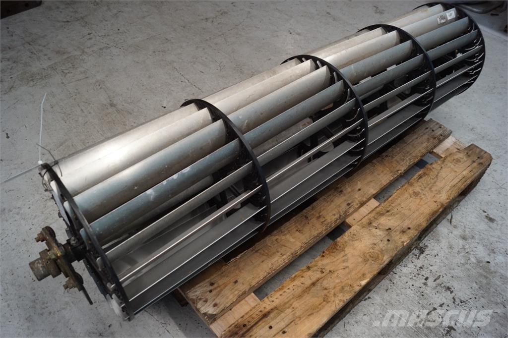 CASE 8010 모래(염화칼슘) 살포기