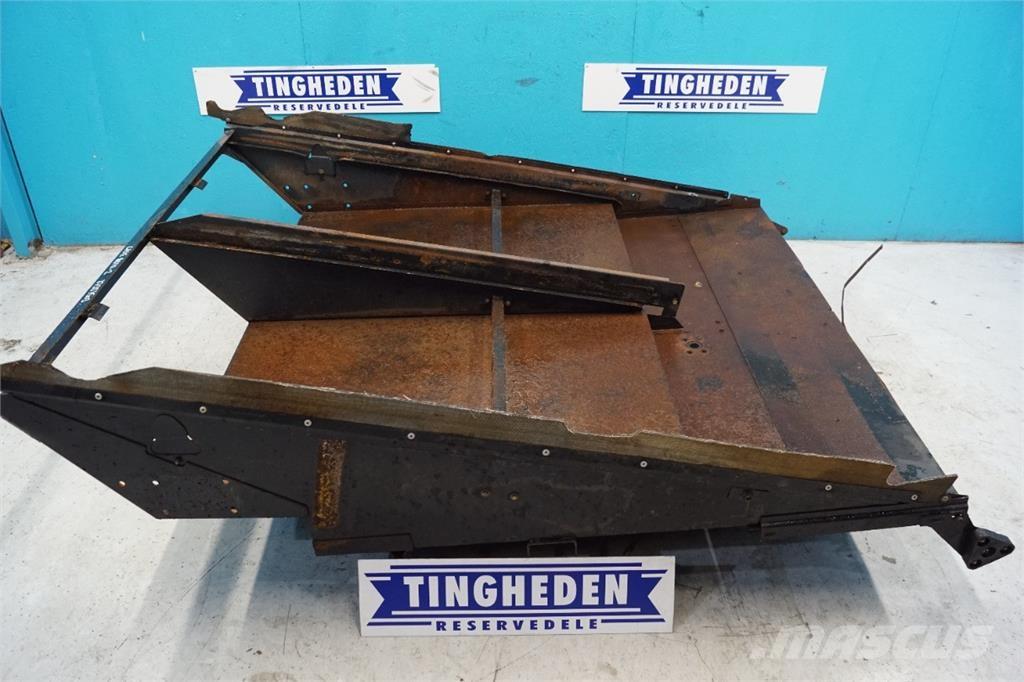 CASE 8010 모래(염화칼슘) 살포기